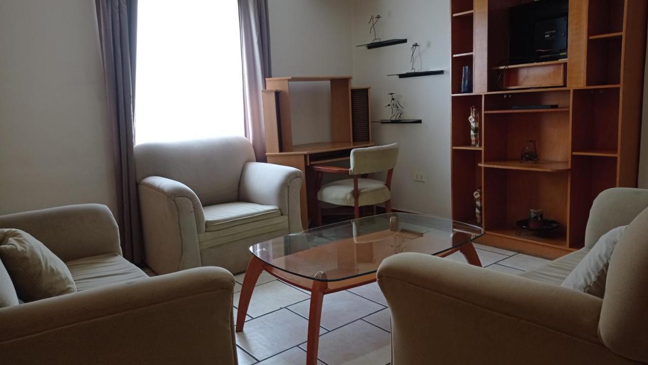 Confort Ejecutivo Suites Lindavista Guadalupe  Exterior photo