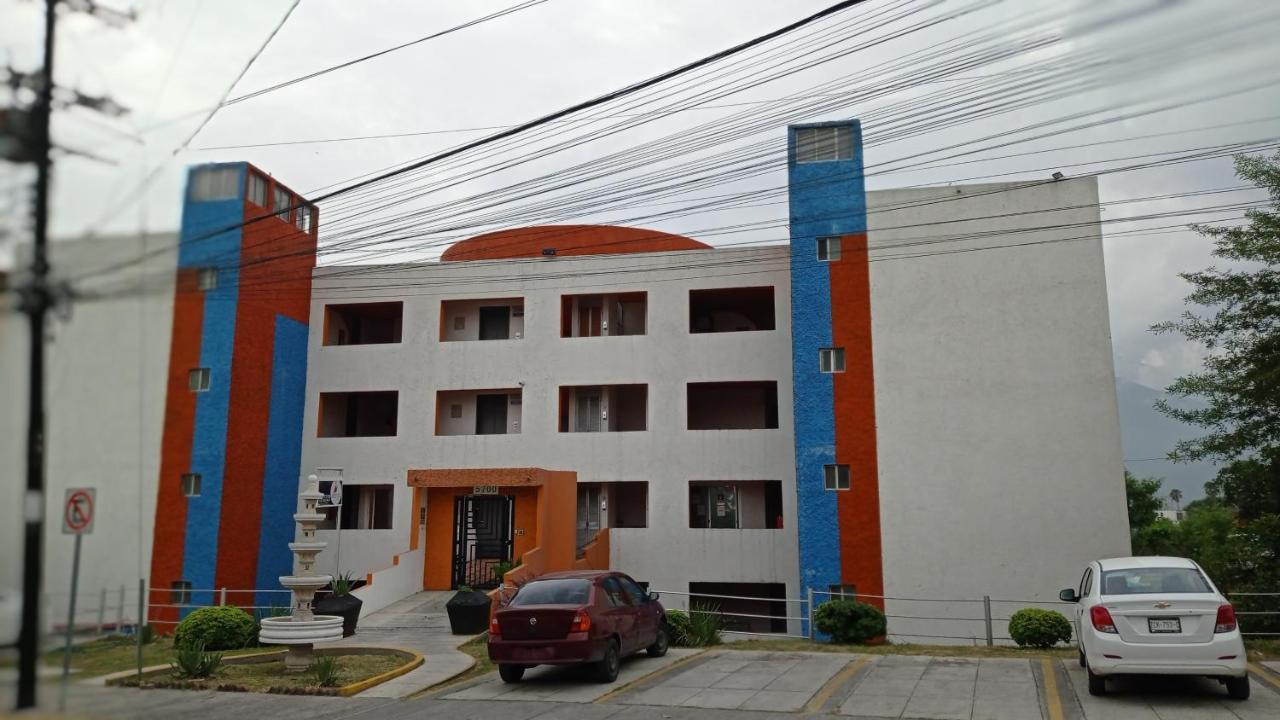 Confort Ejecutivo Suites Lindavista Guadalupe  Exterior photo
