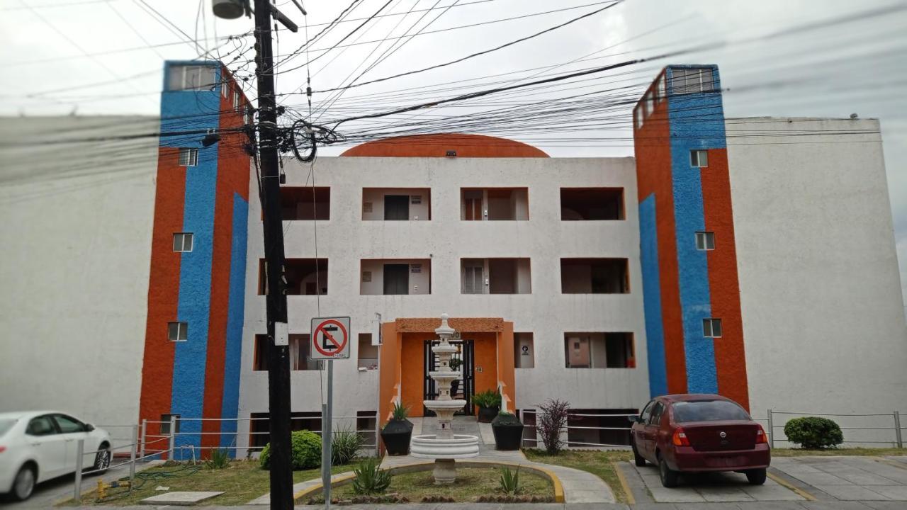 Confort Ejecutivo Suites Lindavista Guadalupe  Exterior photo