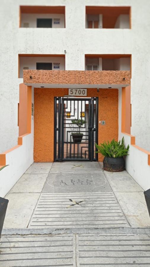 Confort Ejecutivo Suites Lindavista Guadalupe  Exterior photo